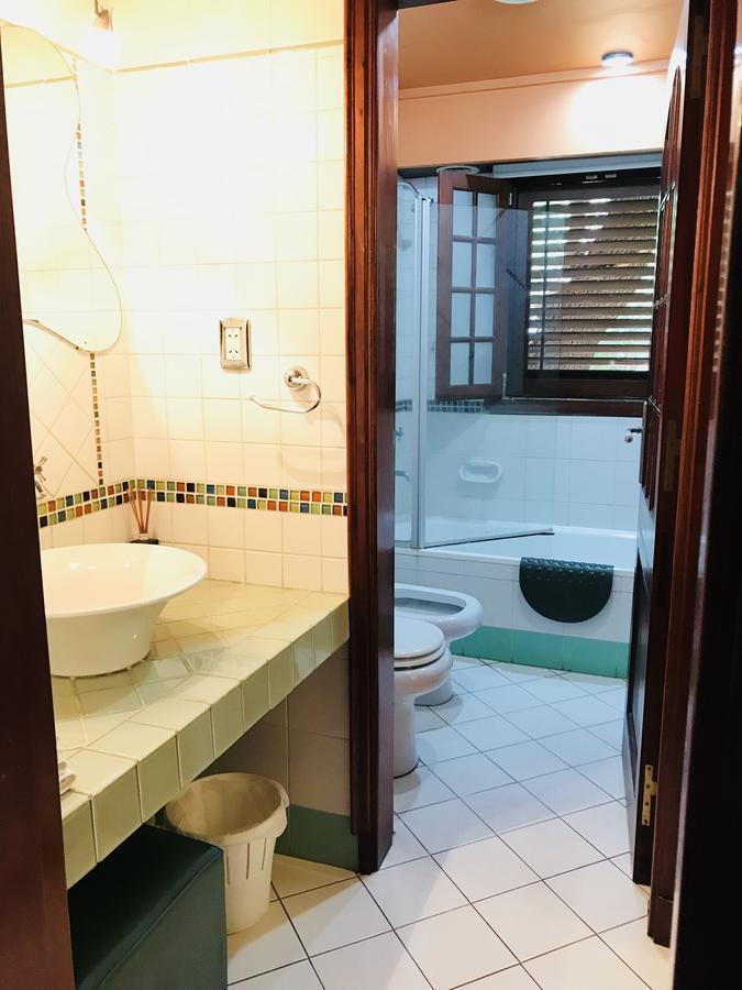 Hotel Aeropuerto Ezeiza Casa De Mr Monte Grande Kültér fotó