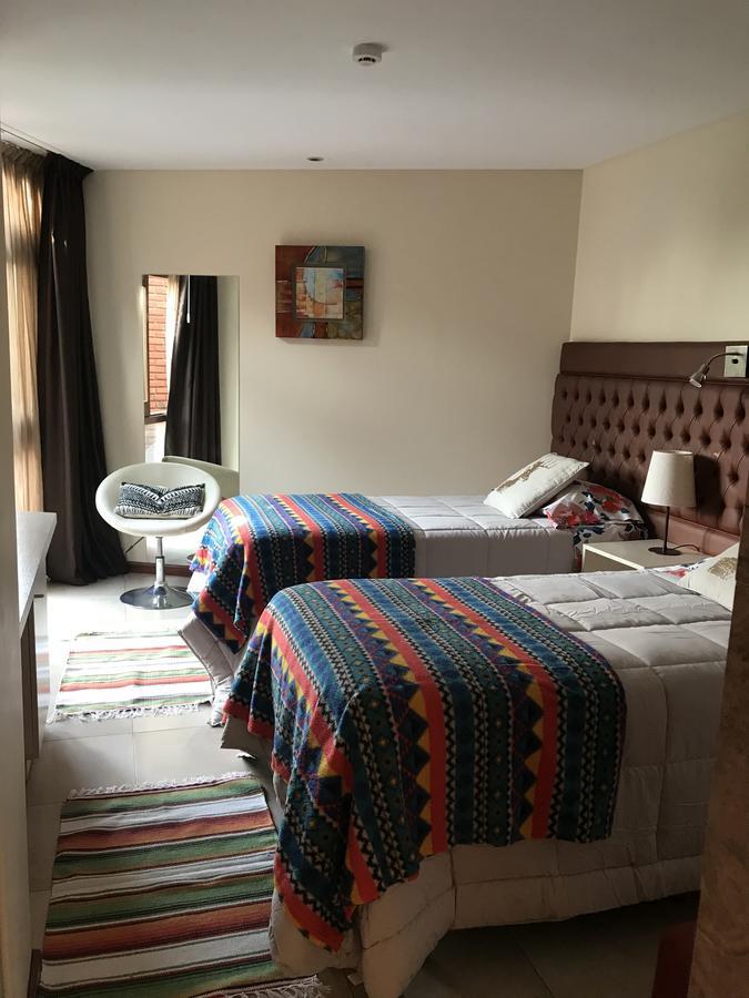 Hotel Aeropuerto Ezeiza Casa De Mr Monte Grande Kültér fotó